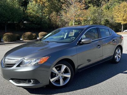 Used 2013 Acura ILX w/ Technology Package