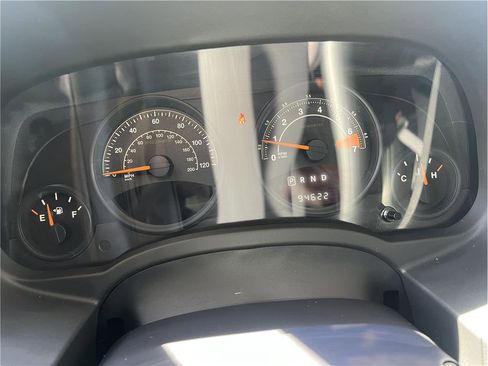 Used 2015 Jeep Patriot High Altitude AWD/4WD image 14