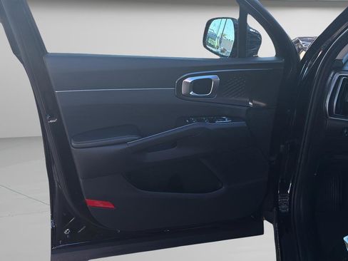 New 2026 Kia Sorento LX image 12