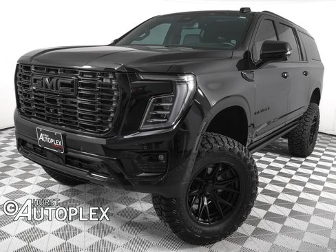 Used 2026 GMC Yukon XL Denali w/ Sun & Power Step Package AWD/4WD image 1