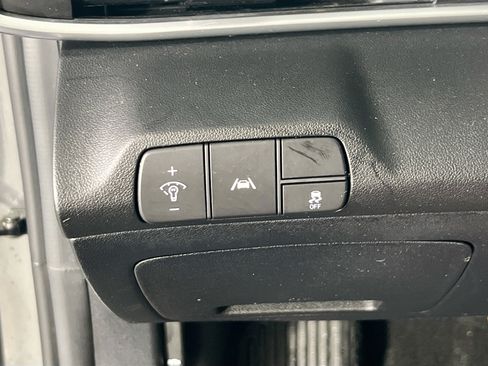 Used 2023 Hyundai Elantra SEL FWD image 10