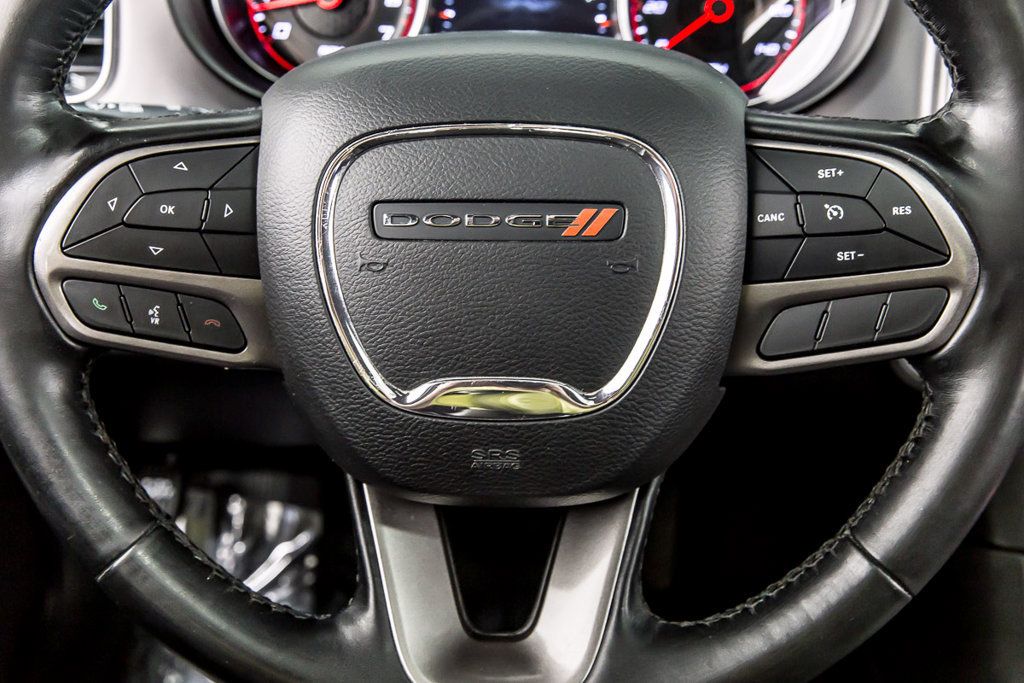 Used 2022 Dodge Charger SXT w/ Leather Interior Group RWD image 24
