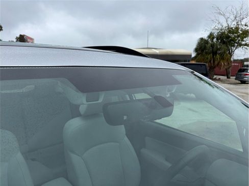 Used 2018 Subaru Forester 2.5i Premium image 12