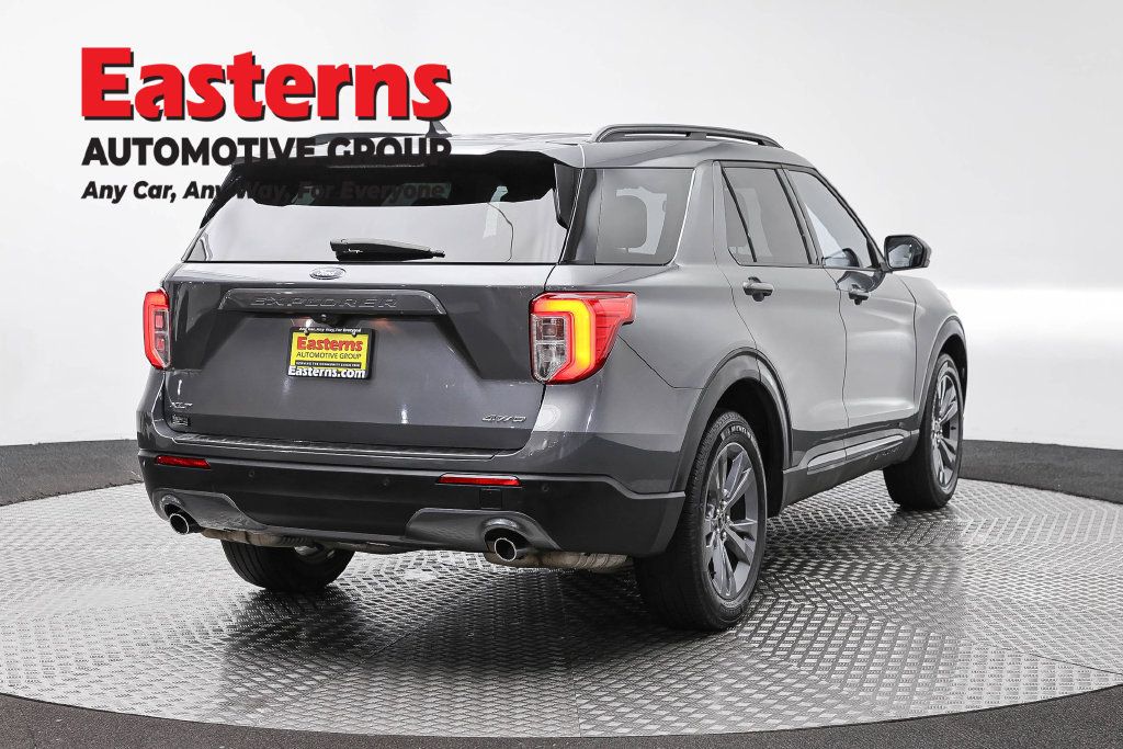 Used 2022 Ford Explorer XLT w/ Equipment Group 202A AWD/4WD image 7