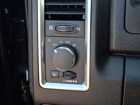 Used 2024 RAM 1500 Classic SLT AWD/4WD image 25