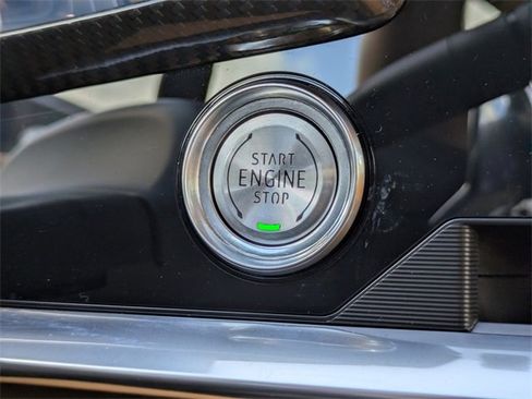 Used 2023 Chevrolet Corvette Stingray Premium Conv w/ Z51 Performance Package image 29