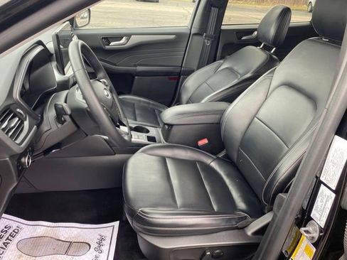 Used 2023 Ford Escape Platinum AWD/4WD image 16