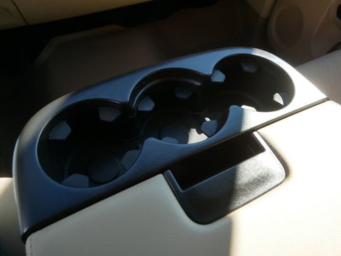 Used 2010 GMC Sierra 1500 SLE w/ SLE Preferred Package image 20