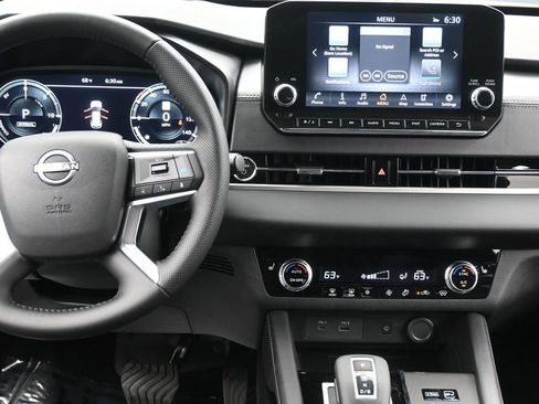 New 2026 Nissan Rogue SL AWD/4WD image 15