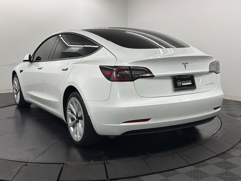 Used 2022 Tesla Model 3 Long Range AWD/4WD image 12
