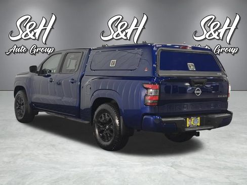 Used 2023 Nissan Frontier SV w/ Technology Package AWD/4WD image 16