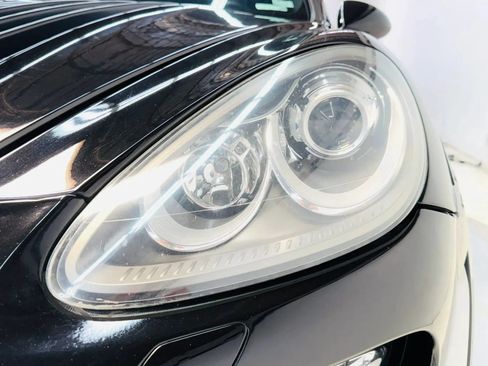 Used 2013 Porsche Cayenne S AWD/4WD image 17