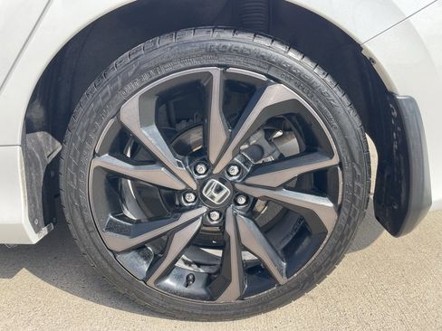 Used 2020 Honda Civic Sport image 16