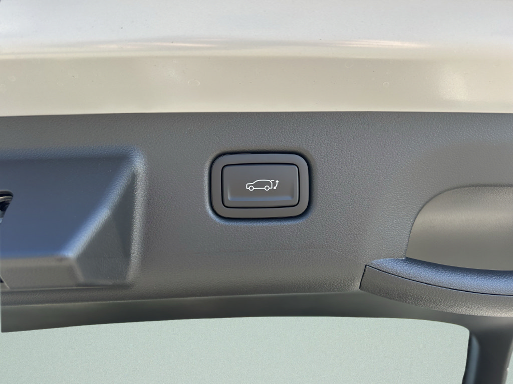 New 2027 Hyundai Kona Limited AWD/4WD image 16