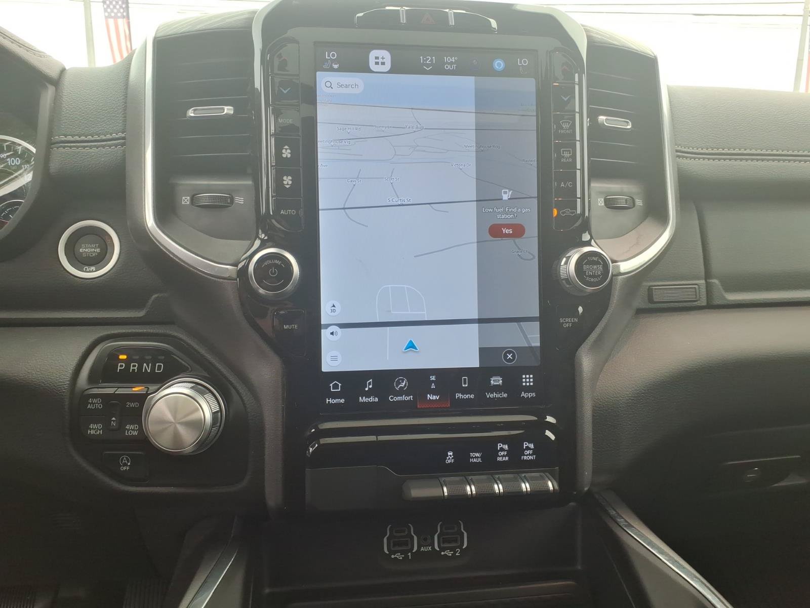 Used 2023 RAM 1500 Laramie AWD/4WD image 19