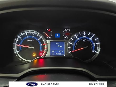 Used 2019 Toyota 4Runner SR5 AWD/4WD image 25