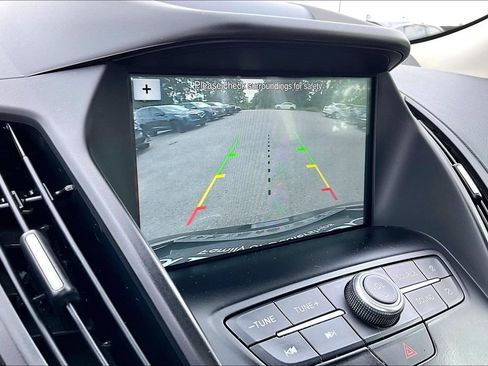 Used 2019 Ford Escape SE FWD image 30