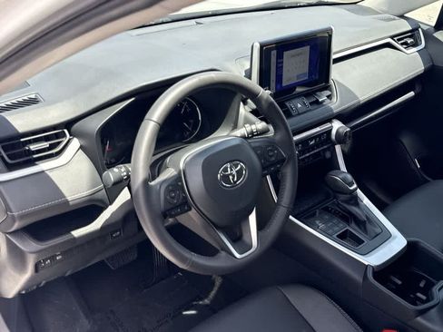 Used 2025 Toyota RAV4 XLE Premium AWD/4WD image 13