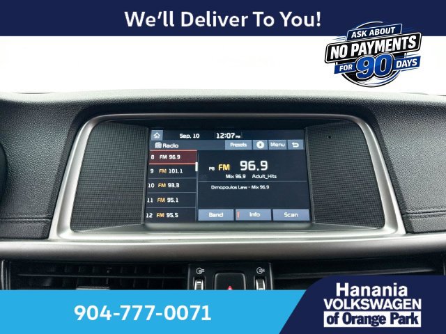 Used 2018 Kia Optima LX w/ 17" Alloy Wheels Package FWD image 4