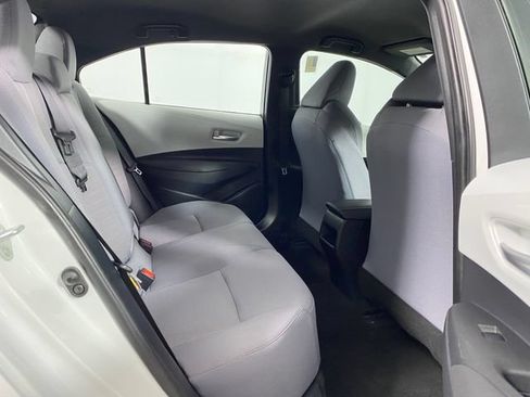 Certified 2022 Toyota Corolla SE FWD image 9
