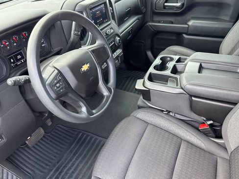 Certified 2024 Chevrolet Silverado 1500 Custom w/ Turbomax Blackout Package image 9