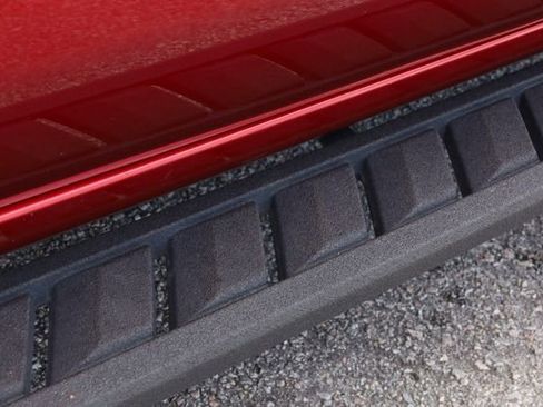 Used 2023 GMC Sierra 1500 Elevation image 13