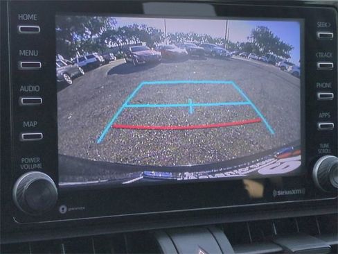 Used 2022 Toyota RAV4 SE image 24