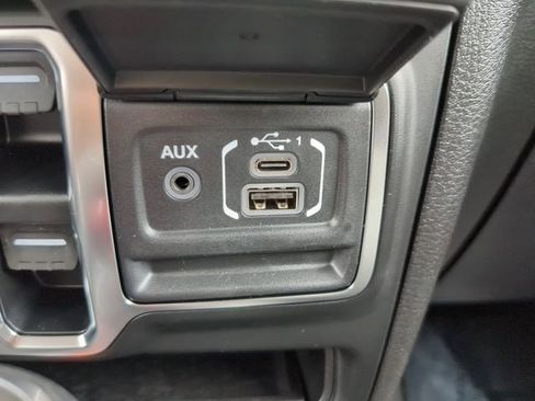 New 2025 Jeep Gladiator Sport image 49