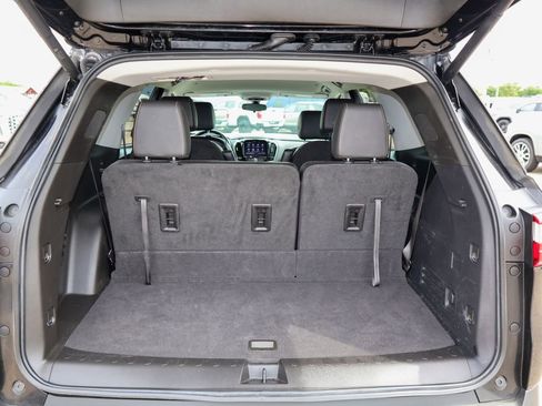 Used 2021 Chevrolet Traverse LT AWD/4WD image 5
