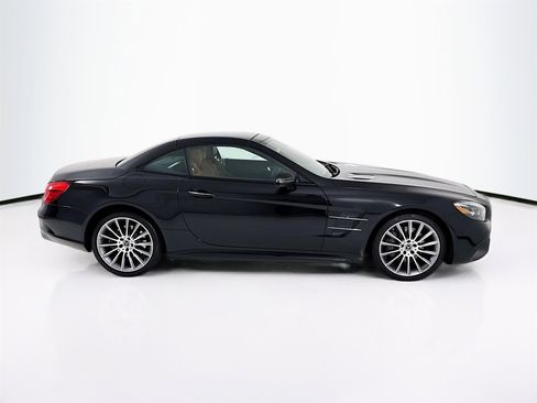 Used 2020 Mercedes-Benz SL 550 image 9