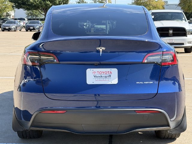 Used 2024 Tesla Model Y Long Range AWD/4WD image 5