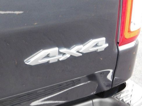 Used 2021 RAM 1500 Big Horn image 7