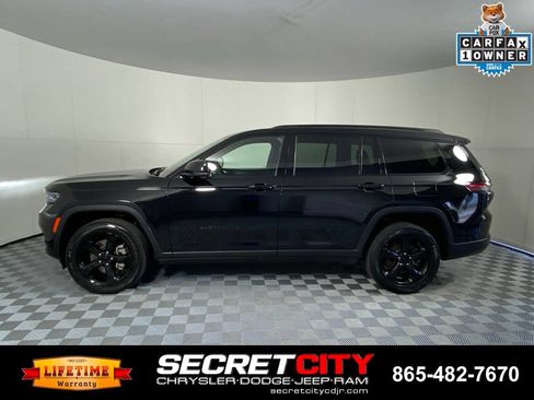 Used 2023 Jeep Grand Cherokee L Laredo AWD/4WD image 4
