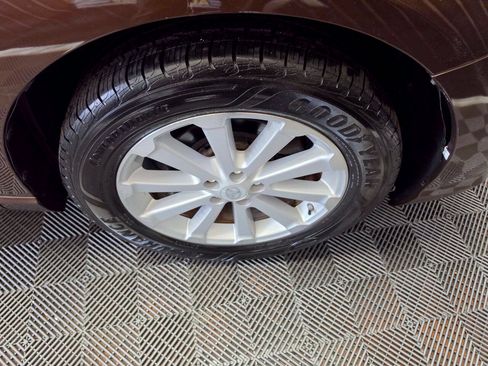Used 2009 Toyota Venza FWD image 31