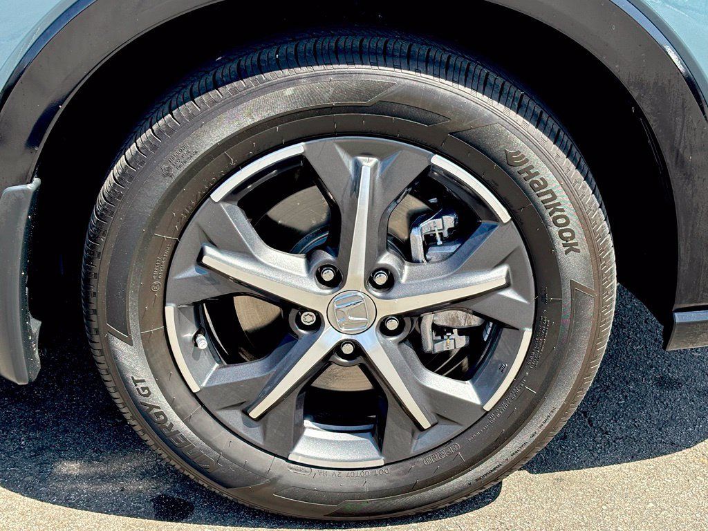 Used 2025 Honda HR-V EX-L image 28