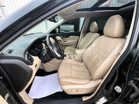 Used 2018 Nissan Rogue SL w/ Premium Package AWD/4WD image 14