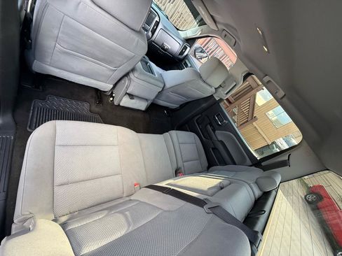 Used 2018 Chevrolet Silverado 1500 Custom w/ Custom Value Package AWD/4WD image 36