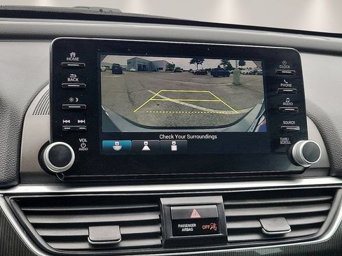 Used 2019 Honda Accord Sport image 16
