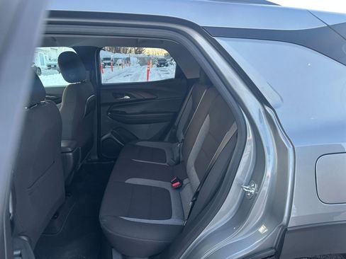 Used 2025 Chevrolet TrailBlazer LT image 24