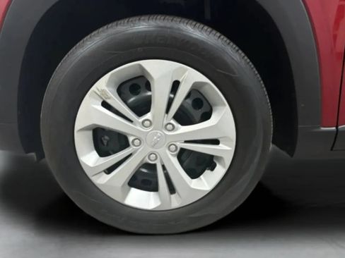 Used 2025 Chevrolet Trax LS FWD image 27