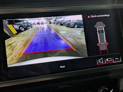 Certified 2025 Audi Q3 2.0T Premium w/ Convenience Package image 14