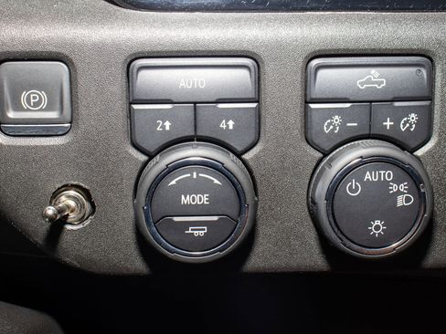 Used 2023 Chevrolet Silverado 1500 LT w/ Protection Package image 26