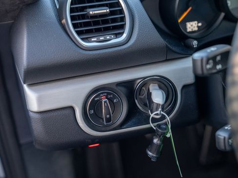 Used 2021 Porsche 718 Cayman GT4 image 14