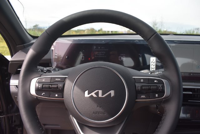 New 2026 Kia K5 GT-Line AWD/4WD image 33