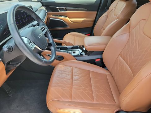 Used 2024 Kia Telluride EX X-Line AWD/4WD image 3
