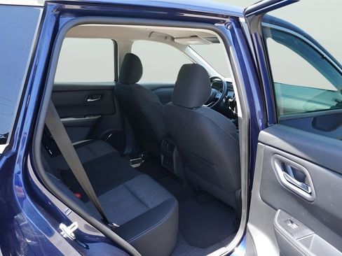 Used 2024 Nissan Rogue SV FWD image 26