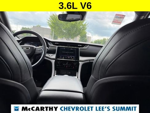 Used 2023 Jeep Grand Cherokee Altitude AWD/4WD image 39
