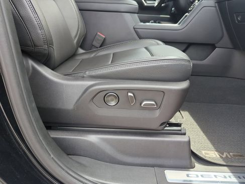 Used 2025 GMC Sierra 2500 Denali AWD/4WD image 36