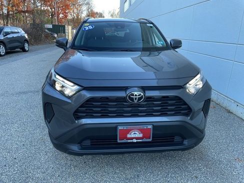 Used 2025 Toyota RAV4 XLE image 3