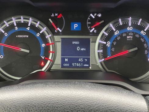 Used 2019 Toyota 4Runner TRD Off-Road Premium image 9